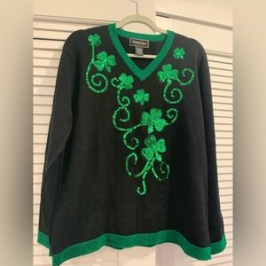 NWT Terazzo St Patrick day shamrock lucky charm sequins sweater Vneck size Large